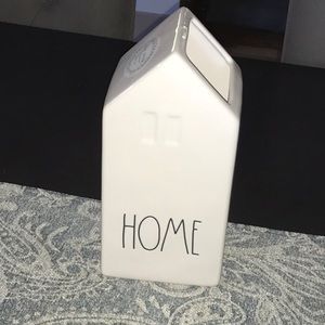 SALE ⭐️BNWT Rae Dunn 2020 HOME vase